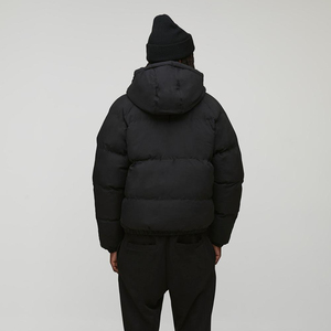 Veste matelassée noire pour homme, coupe-vent, respirante, en polyester, pour l'hiver, décontractée, coupe classique, fermeture éclair, couleur unie, logo sur le devant - Product Image 2