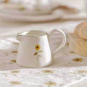 Easy-to-clean surface makes the <b>mug</b> convenient and practical for regular use. - Product Image 1