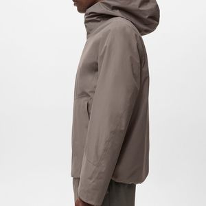 Chaqueta Impermeable Deportiva Casual de Otoño para Exteriores, Chaqueta de Montañismo con Capucha, Color Sólido Simple, Talla Negra, OEM ODM - Product Image 5