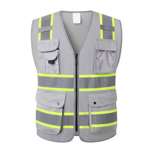 Chaleco de Seguridad de Diseño Único Fabricado en Pakistán, Chaleco de Seguridad de Poliéster para Uso en Exteriores con Logotipo Personalizado - Product Image 1