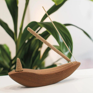 Quemador de incienso de madera hecho a mano con forma de barco, doble uso para varillas y conos, elegante quemador de madera natural para el hogar zen, yoga y decoración. - Product Image 5
