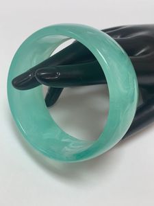 H a CRAFT Thin <b>Resin</b> Bangles Classic Lovers Pattern Party Wear Women's Elegant Stylish Minimalist - Product Image 5
