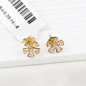 Pendientes de Oro Amarillo Sólido de 14K con Diamantes Naturales en Forma de Racimo Floral, Joyería Fina, Memoria Jewels - Product Image 1