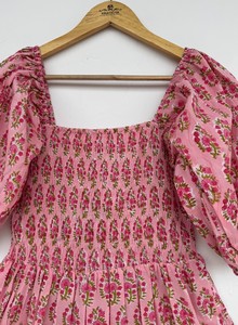 Vestido Midi de Algodón con Estampado Floral Rosa para Mujer, con Cuello Cuadrado y Mangas Abullonadas, Estilo Boho, para Verano, Venta al Por Mayor - Product Image 2