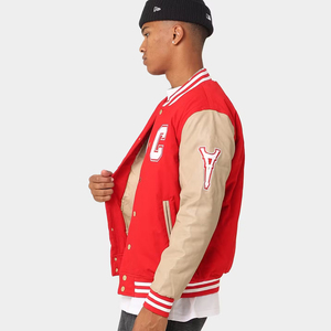 Chaqueta Varsity Heritage con Mangas de Cuero – Color Carmesí, Chaqueta Varsity Corta de Satén Estilo Urbano – Color Rosa Pastel - Product Image 3