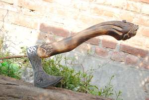 Handmade Industrial Flat Backed <b>Viking</b> <b>Axe</b> Damascus Steel Etched Blade Wooden Shape Handle Leather Sheath 5 3Lb Woodworking - Product Image 5