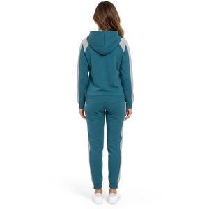 Ensemble de survêtement personnalisé pour femme – Haut à manches longues respirant et pantalon assorti – Coupe décontractée et confortable - Product Image 2