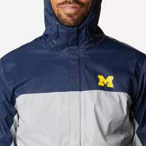 Chaqueta Impermeable con Capucha para Hombre, Diseño Color Block, Abrigo Casual de Invierno con Cierre de Cremallera y Logotipo de Michigan Bordado en la Parte Delantera - Product Image 6