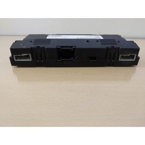 ECUs y Módulos de Computación Usados de Clase S 140010254 - Product Image 3