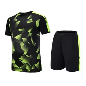 Conjunto de Uniforme de Fútbol Personalizado con Sublimación, Transpirable, de Secado Rápido, Camiseta y Pantalones Cortos de Poliéster, Ropa Deportiva para Equipos, Venta al Por Mayor - Product Image 3