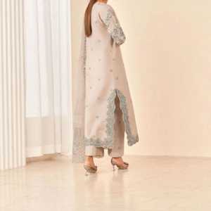 Conjuntos de mujer - Product Image 2