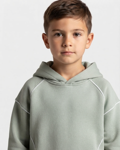 Conjunto Deportivo para Niños, Sudadera con Capucha Extra Grande y Pantalones Deportivos Color Pistacho con Líneas en Contraste, en Algodón Suave, Fabricante OEM - Product Image 3