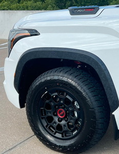 โตโยต้า เซคัวญ่า TRD รุ่นใหม่ ปี 2024 ภายในสีอ่อน หนังแท้ เครื่องยนต์ 4.1-6 ลิตร เทอร์โบ ไฮบริด 10 กม. V6 16 วาล์ว 5 ที่นั่ง ขนาดยาง R21 เกียร์อัตโนมัติ ซีดาน พวงมาลัยซ้าย - Product Image 4