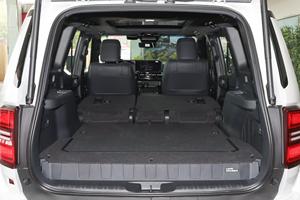 <span class=keywords><strong>Toyota</strong></span> Prado 2025 2.4T Híbrido Edición <span class=keywords><strong>VX</strong></span> Insignia 5 Plazas - Product Image 6