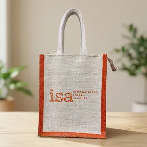 Bolsa de Compras de Yute Natural Super Premium de 10x8x5 Pulgadas, Elegante, Duradera y Reutilizable, para Compras, Regalos y Empaquetado - Product Image 4