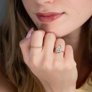 แหวนเพชรเลี้ยงในห้องปฏิบัติการ 1.52 กะรัต ทรงวงรี ดีไซน์วินเทจ หรูหรา สำหรับผู้หญิง ทองคำแท้ 14K เหมาะสำหรับงานแต่งงาน งานหมั้น ของขวัญสำหรับแฟนสาว - Product Image 4