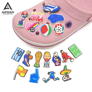 AIFRAN Lot de 18 breloques Jibbitz en PVC sur le thème du football de dessin animé pour Crocs et sabots de jardin DIY – Vente en gros - Product Image 2
