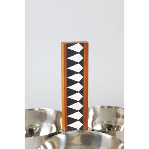 Juego de tazones de metal pulido con mango de madera, diseño minimalista para servir comida, apto para lavavajillas - Product Image 2