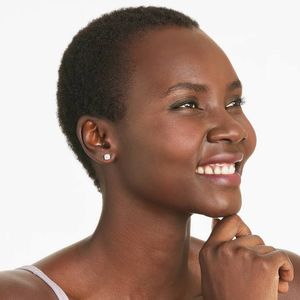 Pendientes Románticos de Plata 925 con Diamante Moissanita, Corte Redondo Brillante, Joyería Fina Elegante, Regalo Perfecto para Cumpleaños para Ella - Product Image 2