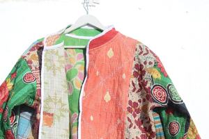 Vintage Kantha Jacket Mujer Patchwork chaqueta Uno de los tipos de chaqueta para las mujeres - Product Image 5
