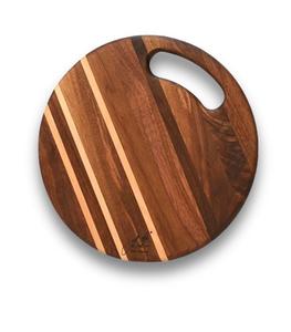 Tabla de cortar de madera de acacia, gruesa, duradera, segura para cuchillos, con acabado liso y asa, ideal para cortar, servir y uso elegante en la cocina. - Product Image 1