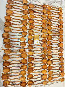 ช้อนไม้ด้ามใบไม้ ลายสามใบ ช้อนไม้ทำมือ ช้อนไม้แกะสลักลายใบไม้และดอกไม้ ผลิตในเวียดนาม - Product Image 6