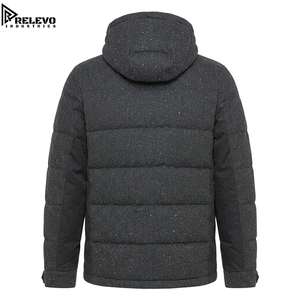 เสื้อแจ็คเก็ตพัฟเฟอร์ผ้าทวีดลายจุดสีชาร์โคลสำหรับผู้ชาย OEM พร้อมแผงตัดต่อสีตัดกัน, เสื้อพาร์กาฤดูหนาวแบบหนาบุฉนวนพร้อมฮู้ดและกระเป๋าแบบมีฝาปิด - Product Image 2