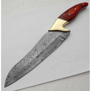 Couteau en acier de Damas avec manche en bois et garde en laiton, lame artisanale sur mesure pour usage culinaire - Product Image 6