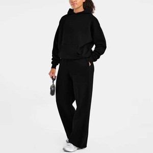 Ensemble de survêtement élégant 2 pièces pour femme, coupe décontractée, molleton épais, imprimé, écologique, avec logo personnalisé - Product Image 4