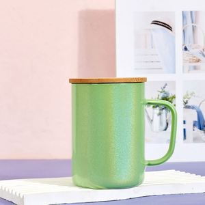 Taza de Vidrio Grande de 17 oz con Pintura Arcoíris y Transferencia Térmica, con Tapa de Bambú - Product Image 5