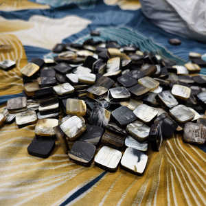 Cuentas cuadradas de cuerno de buey blanco con acabado brillante, hechas a mano, para pulseras al mejor precio. - Product Image 6