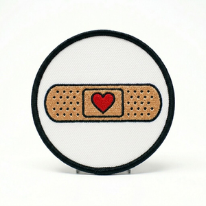 En gros, Patch brodé personnalisé en forme de cœur, style Emo, thermocollant, pour vestes et accessoires vestimentaires - Product Image 1