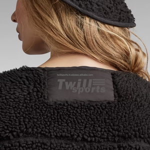 OEM fabricante de ropa al por mayor ropa de invierno al aire libre mujer logotipo personalizado Sherpa Jacquard trampa estrella chaqueta polar - Product Image 5