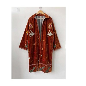 Bata de verano de terciopelo con estampado bohemio, kimono rojo hecho a mano, transpirable, suave, con bordado de ojo turco y corazón, ideal para festivales. - Product Image 5