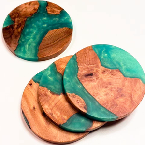 Sous-verres personnalisés en résine et bois de thuya – Sous-verres en époxy vert et noir pour mariage, bar à domicile et décoration de table de cuisine - Product Image 5