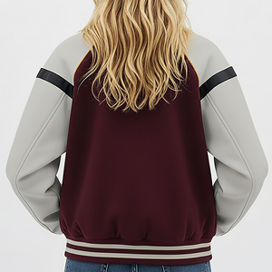 Chaqueta Universitaria de Béisbol Personalizada para Mujer, con Mangas de Cuero y Bordado Chenille de Alta Calidad, Fabricada por OEM - Product Image 2