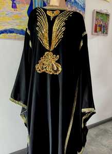 Robe Kaftan en Soie Brodée Or Noir, Manches Cloche, Maxi Abaya, Détails Perlés, Thème Floral, Tenue de Soirée, Broderie au Point de Croix - Product Image 2