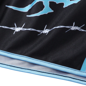 Shorts de sport pour hommes personnalisés, noirs et bleus, taille mi-haute, élastiques, séchage rapide, écologiques, avec logo satiné sur le devant – Vente en gros, les plus vendus - Product Image 4