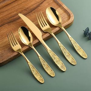 Cubiertos de estilo elegante y refinado que mejoran las transiciones de comidas suaves, ofrecen un servicio de alta gama y complementan mesas con estilo. - Product Image 6