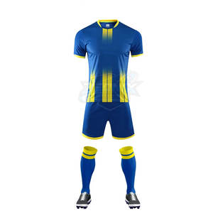 Diseña tu Propio Uniforme de Fútbol para Equipo, Transpirable, de Secado Rápido, Alta Calidad, 100% Poliéster, Servicio OEM, Hecho en Pakistán - Product Image 2