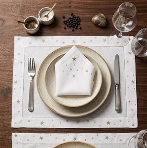 Sets de Nappes et Sets de Serviettes Personnalisés de Luxe Brodés Or et Argent, en Lin Lavable et Réutilisable pour la Maison et les Mariages - Product Image 2
