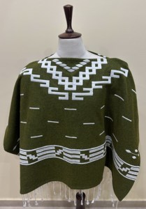 Poncho de Lana Verde Estilo Occidental con Patrón Vintage, Chal Cálido de Invierno Unisex, Capa Hecha a Mano, Venta al Por Mayor - Product Image 2