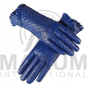 Hot Sale Winter Dressing Gloves Comfortable Everyday Use Real Leather Gloves in Plain Style - Product Image 2