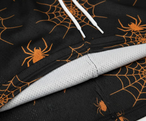 ผู้ผลิต รับทำโลโก้ตามสั่ง บาสเก็ตบอลคุณภาพสูง พิมพ์ลายแบบซับลิเมชั่น โพลีเอสเตอร์ ความยาวขาใน 5 นิ้ว ผ้าตาข่ายสองชั้น สำหรับผู้ชาย แบบเรียบง่าย สวมใส่สบาย - Product Image 4