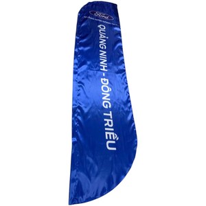 Drapeau en plumes Corolla Cross, rouge, polyester, impression numérique, bannière promotionnelle durable - Product Image 3