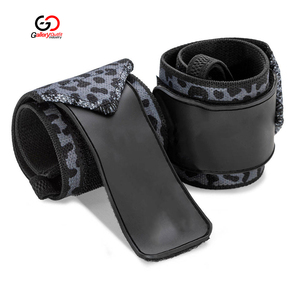 Bandes de poignet ajustables en néoprène respirant et léger à motif à carreaux pour la musculation, avec logo personnalisé - Product Image 1