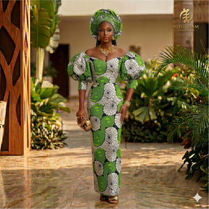 Robe longue africaine en tissu wax vert et blanc avec manches bouffantes et ensemble de foulard Gele assorti - Product Image 1