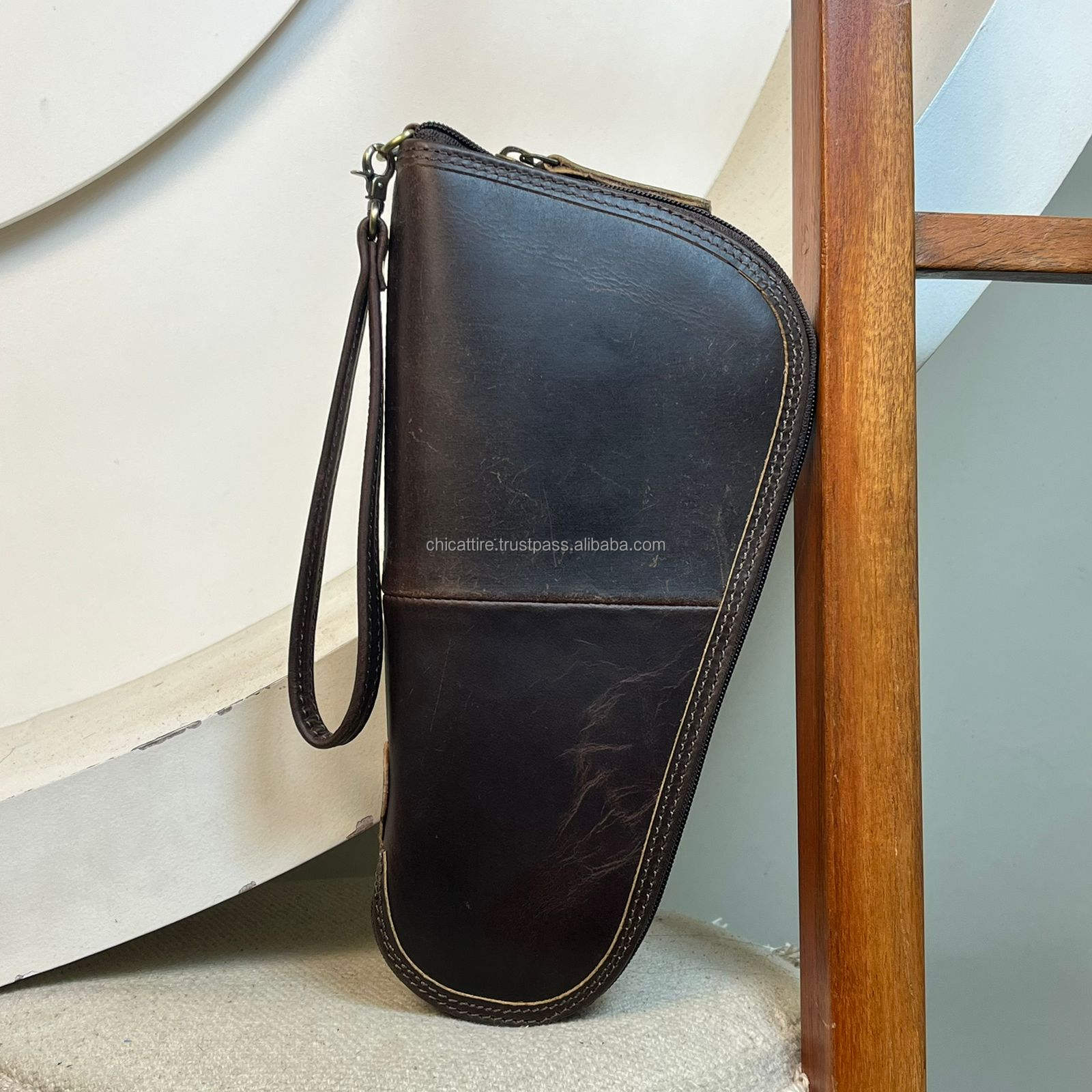 สีน้ำตาล