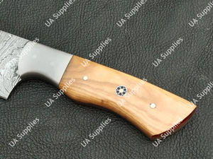 Couteau de Chef Damas Forgé à la Main de Qualité Supérieure, Lame à Motifs de Haute Qualité, Manche en Bois d'Olivier, Couteau de Cuisine Tranchant, Vente en Gros, ODM - Product Image 4