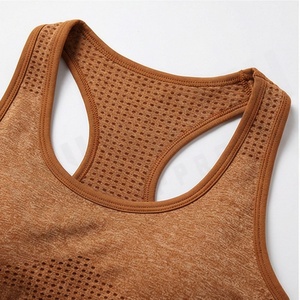 Conjunto Deportivo de Dos Piezas Personalizado, Talla Grande, Impermeable, Transpirable, con Malla, para Yoga, Fitness, Gimnasio, de Alta Elasticidad, Suave, con Corte en V en la Parte Trasera - Product Image 4